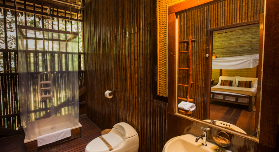 Refugio Amazonas (4 días) en Puerto Maldonado Baño Refugio Amazonas