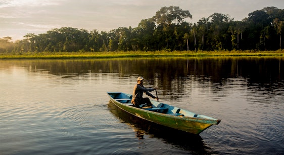 Bote en el Amazonas