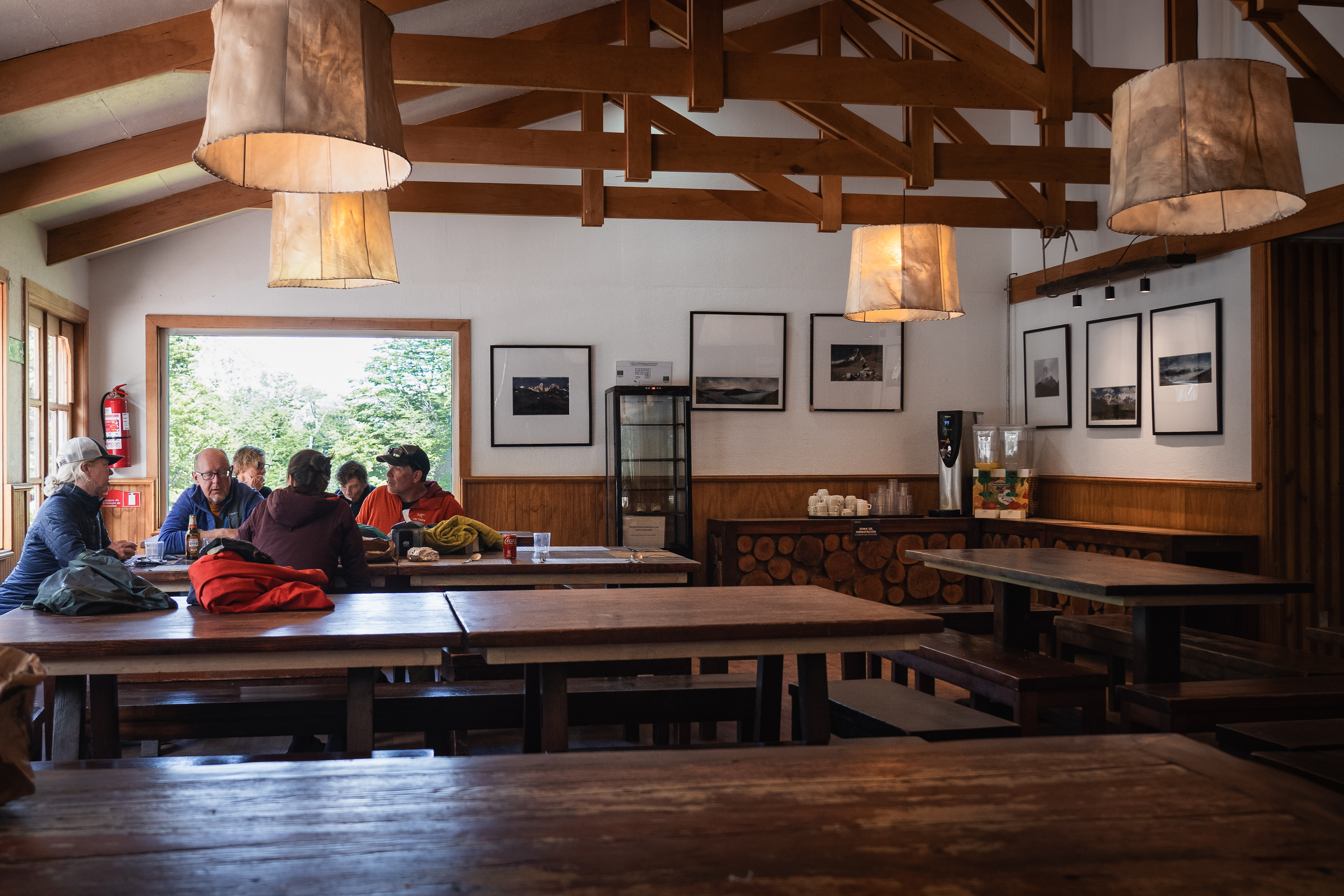 Refugio Grey comedor