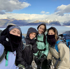 Imagen Circuito O (8 días) en Puerto Natales & Torres del Paine Grupo mujeres en Circuito O con Nomades en Torres del Paine