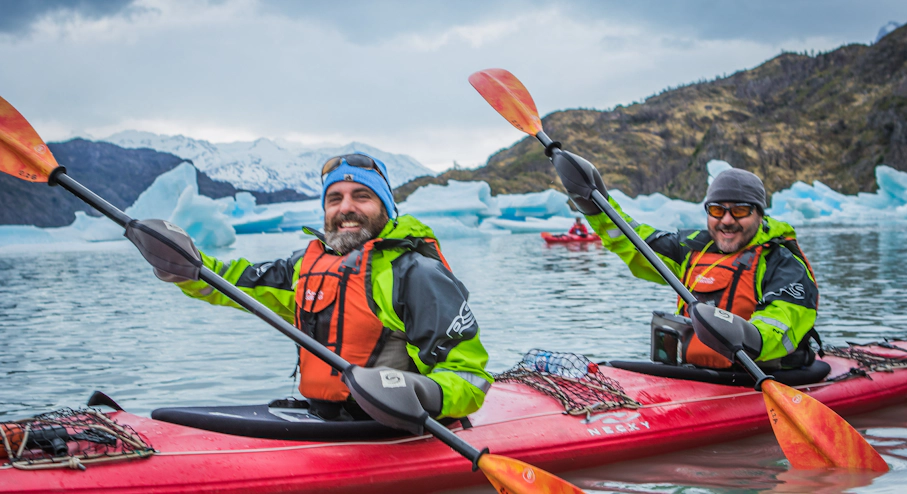 Multisport Torres del Paine (4 días) Kayak en lago Grey
