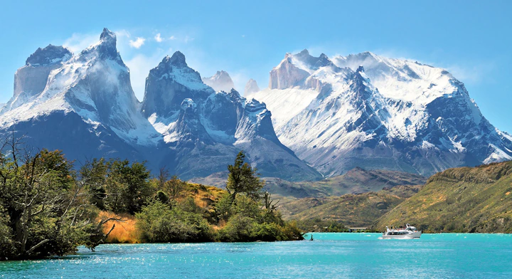 Navegación Lago Pehoé