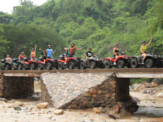 Imagen Río Cuale en Cuatrimotos ATV en Puerto Vallarta Río Cuale en Cudrimotos ATV