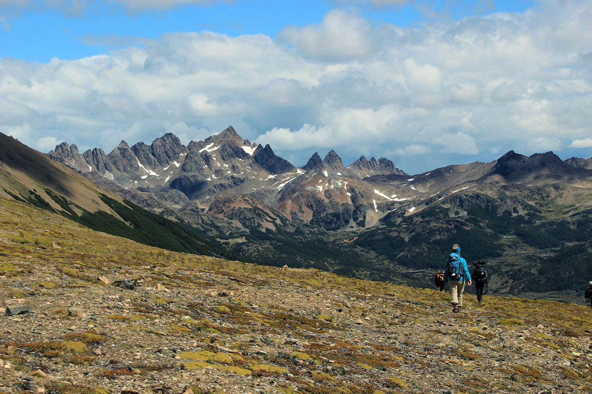 Imagen Trekking Mirador Dientes de Navarino (2 días) en Puerto Williams Imagen Trekking Mirador Dientes de Navarino (2 días) en Puerto Williams
