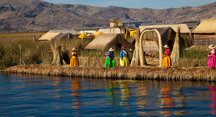 islas flotantes de uros en peru