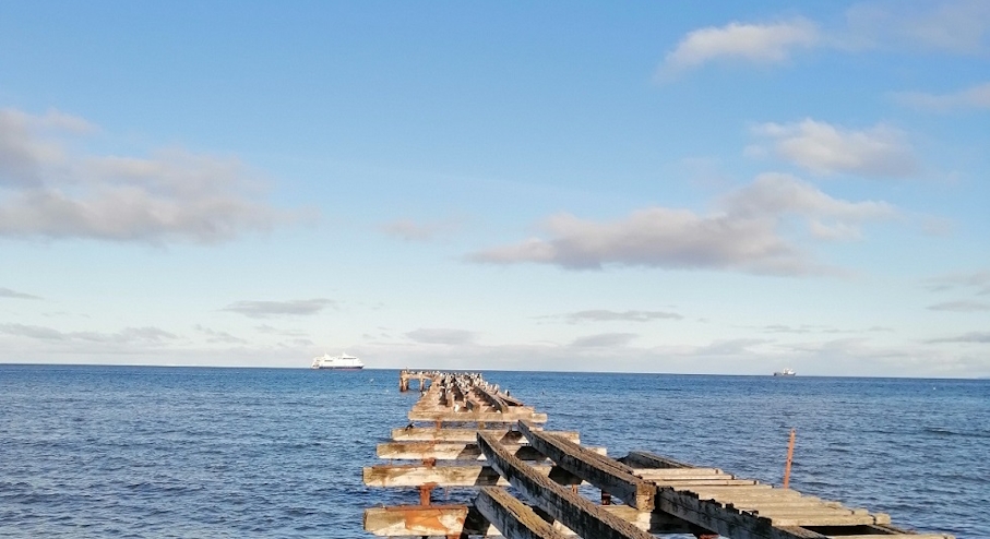 Muelle en costanera Punta Arenas