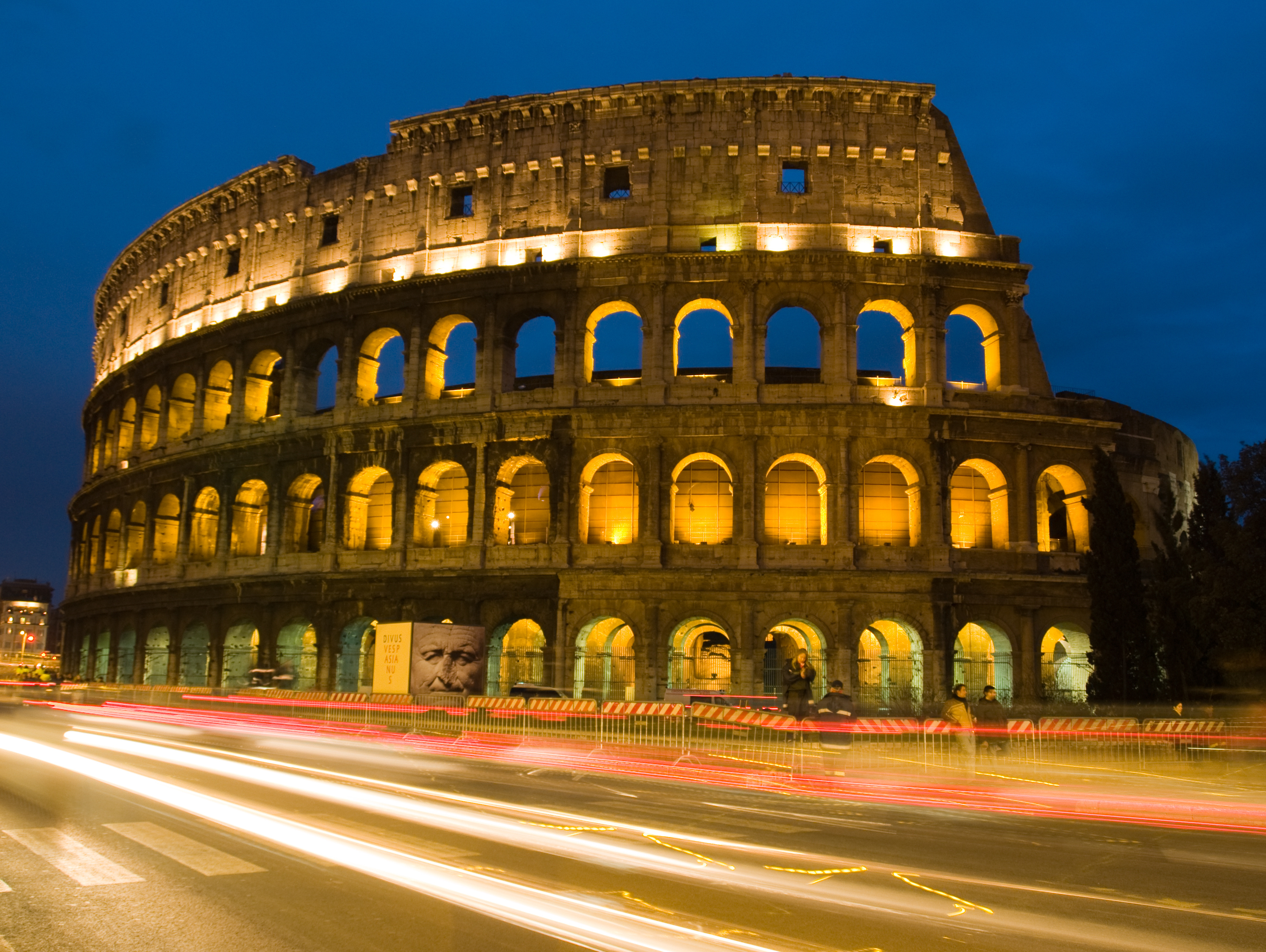 Coliseo de noche