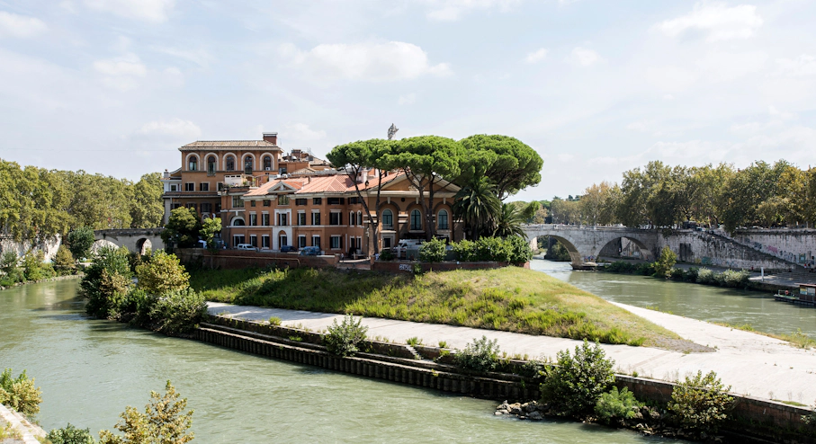 Free Tour por los Monumentos de Roma Isla Tiberina