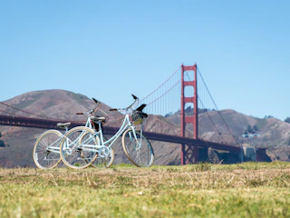 Imagen Bicicleta en el Golden Gate Park en San Francisco Bicicletas frente al Golden Gate Bridge