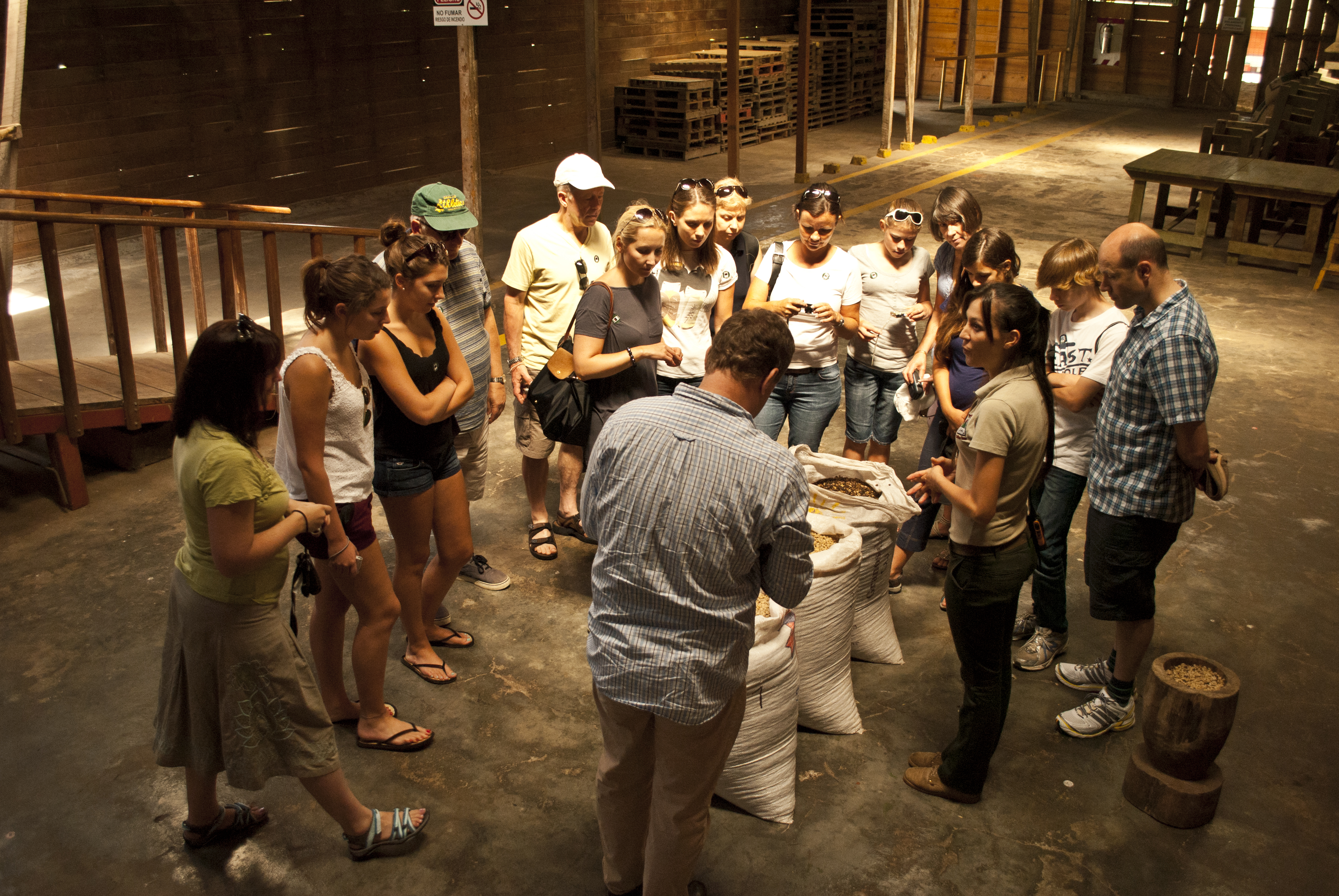 Personas en finca de café