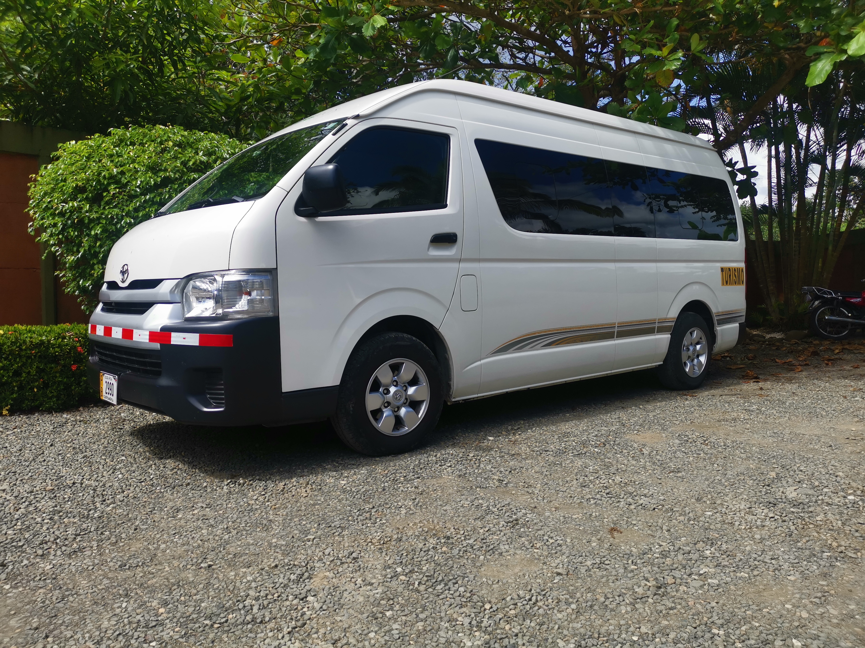 Vehículo para Transporte a Quepos