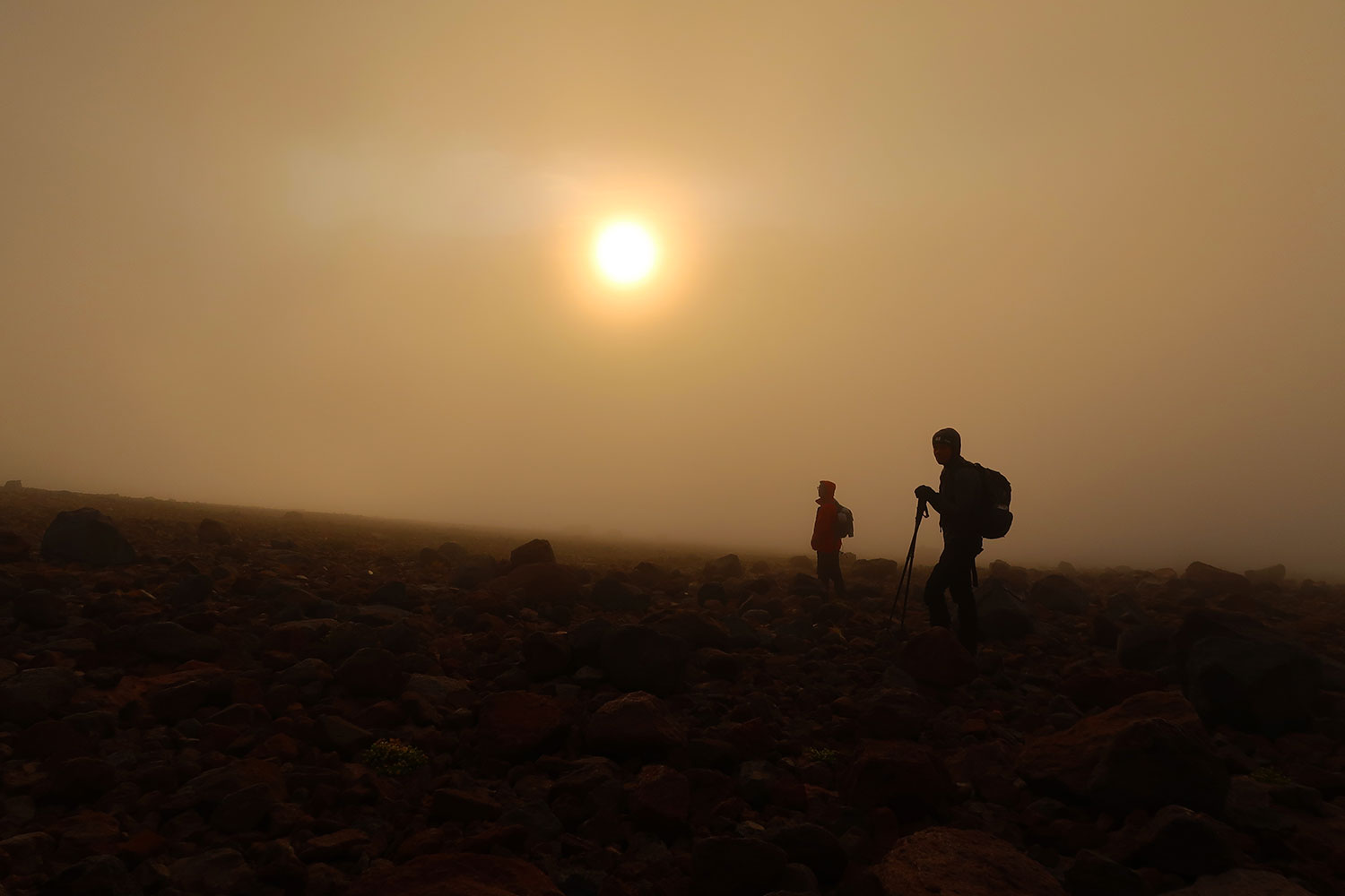 Trekking al amanecer