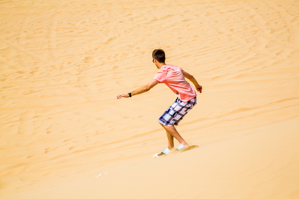 Persona en el Valle de la Muerte San Pedro de Atacama