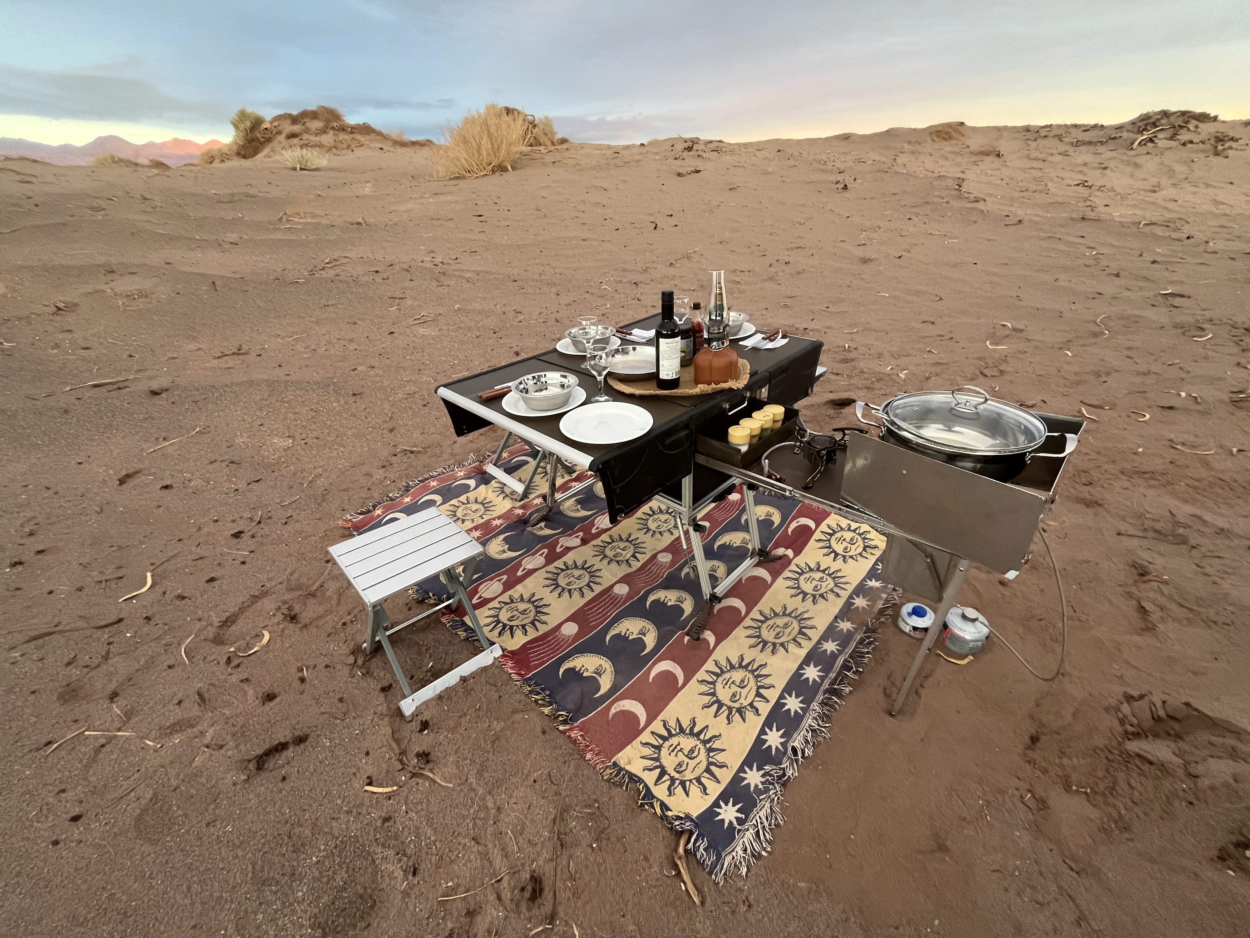 Cena en Campamento Astronómico