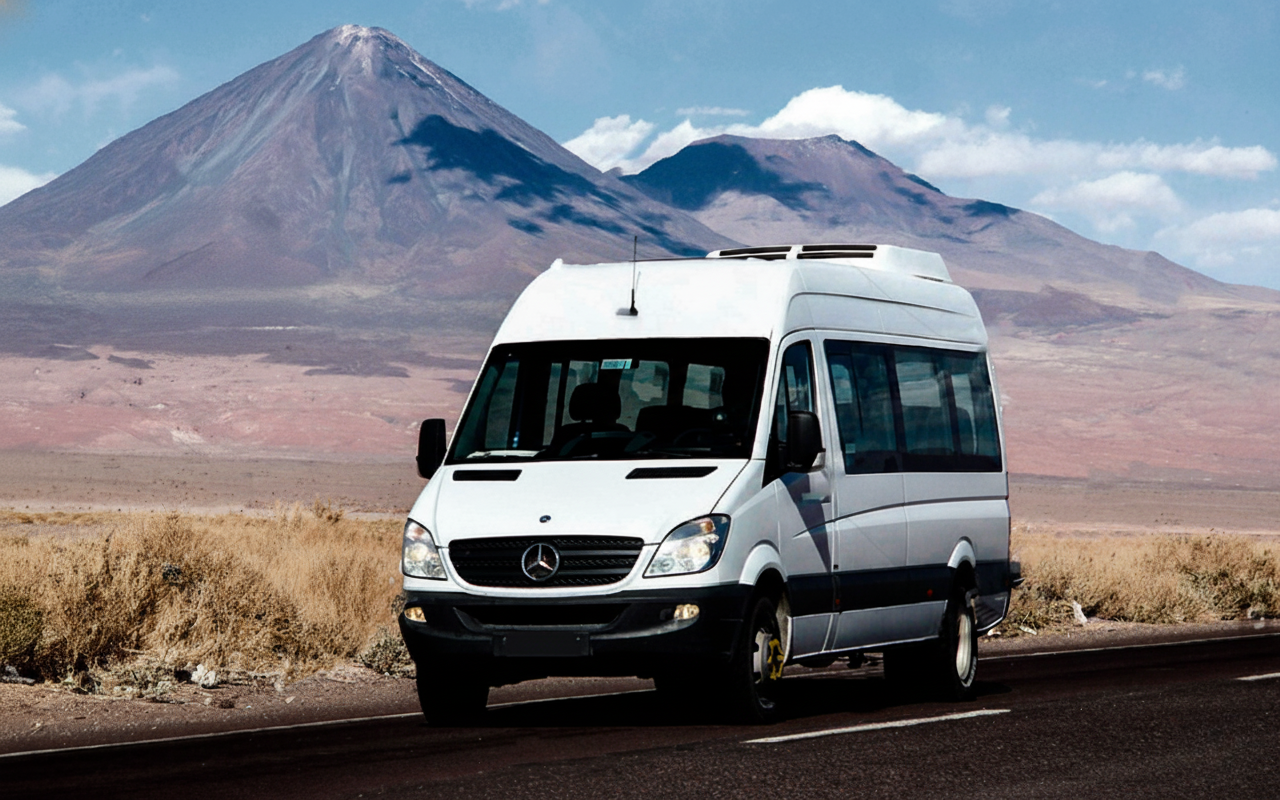 Transfer con volcanes de fondo