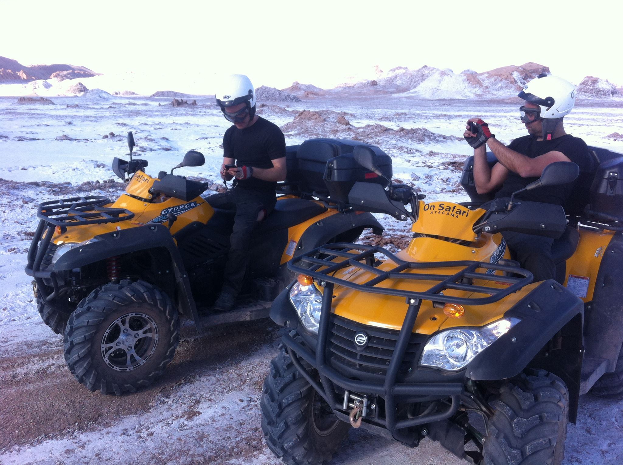 Cuadrimotos en el desierto de Atacama