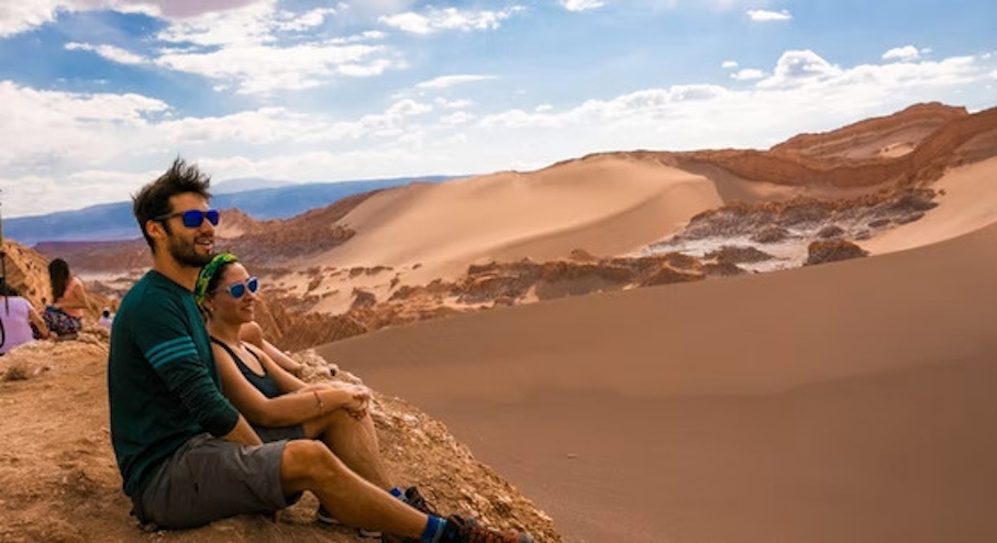 Pareja en Valle de la Luna