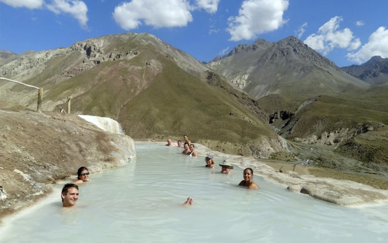 Grupo en Termas Valle de Colina