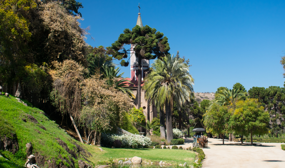 Viña Santa Rita en Santiago con cielo despejado