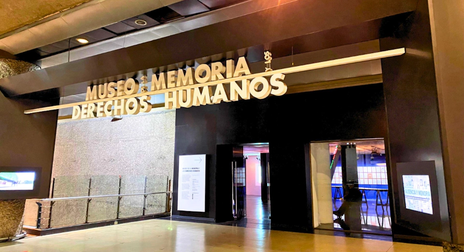 Free Tour Barrio Yungay en Santiago Museo de la Memoria y Los Derechos Humanos