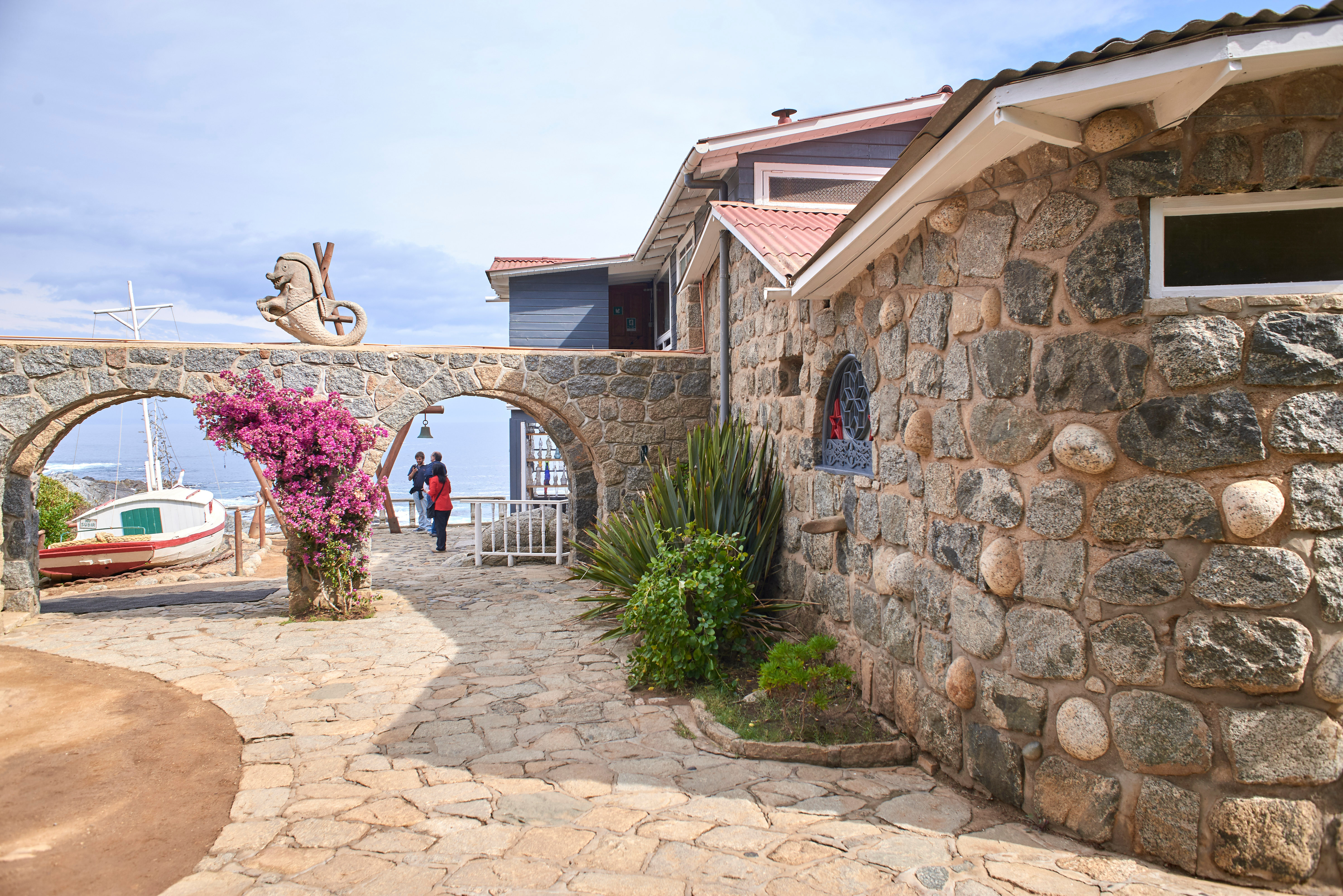 Entrada Casa de Isla Negra