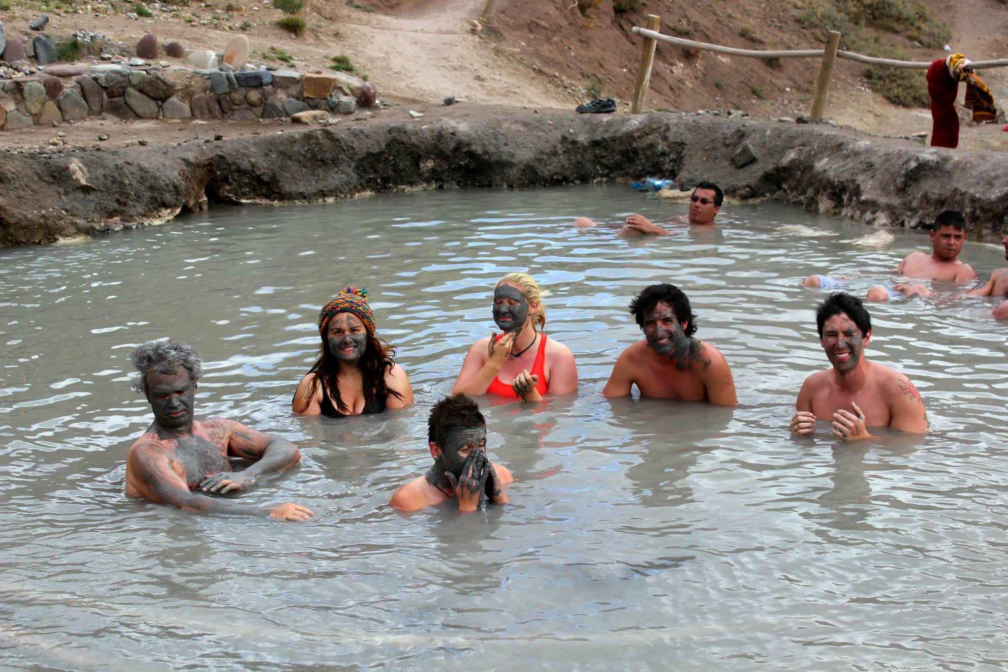Termas en cordillera de los Andes