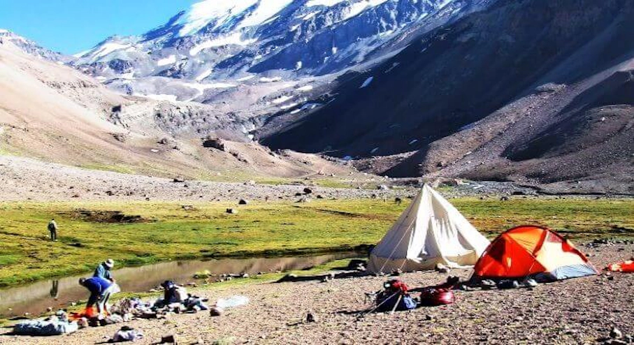 Foto Expedición Ascenso Cerro El Plomo (4 días) en Santiago Campamento ascenso al Cerro El Plomo