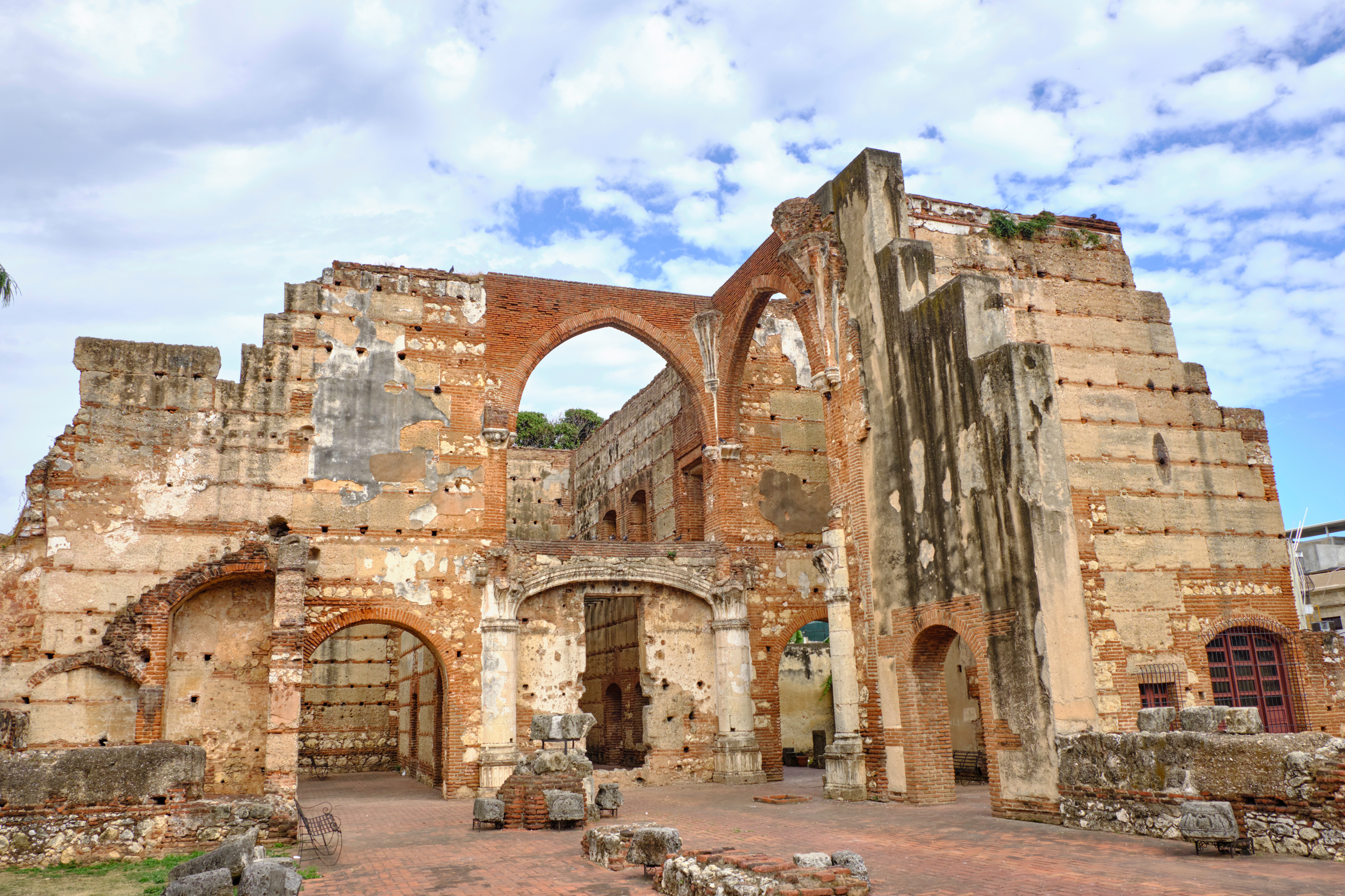 Ruinas del Hospital San Nicolás de Bari