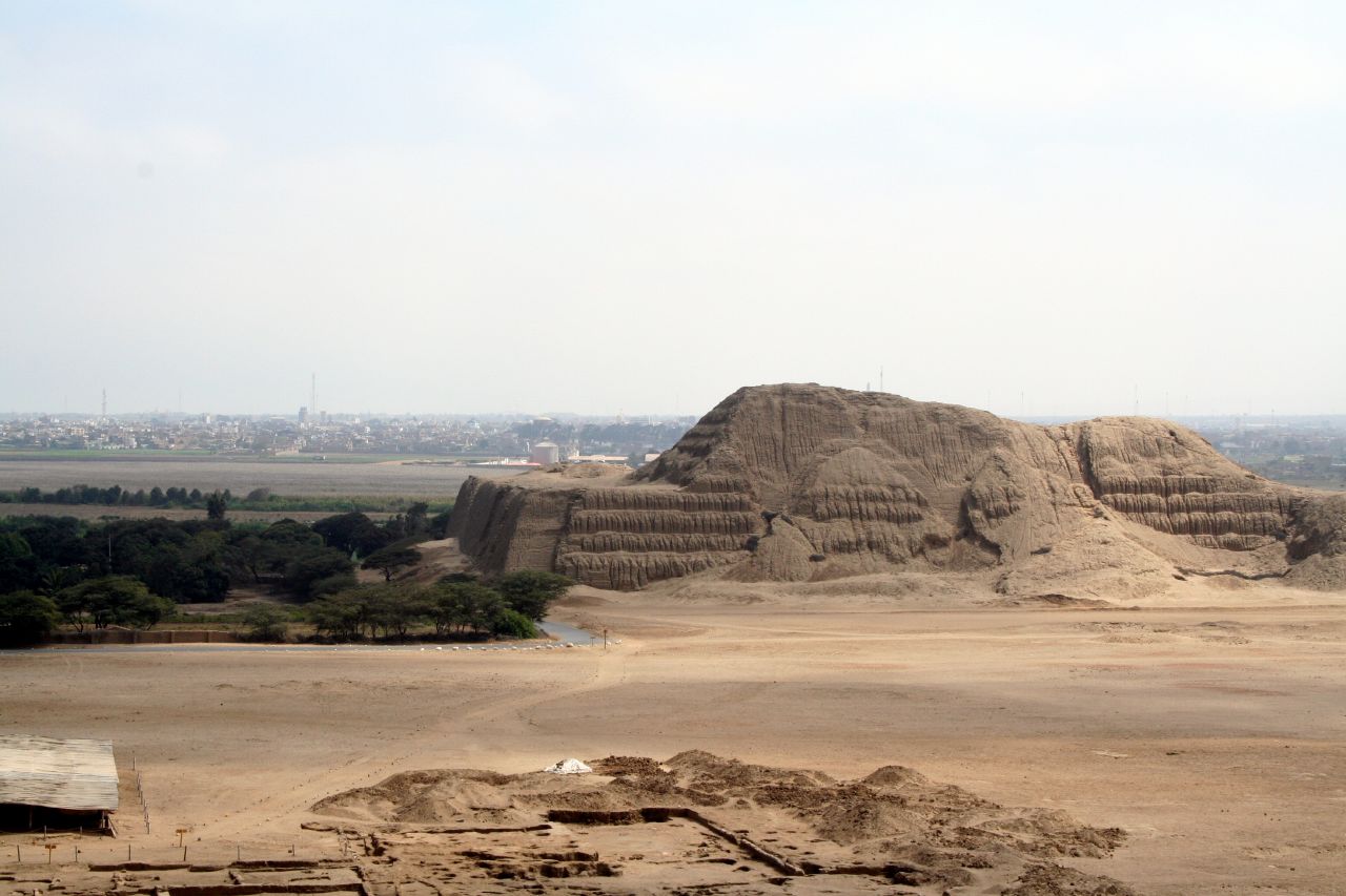 Huaca del Sol y La Luna
