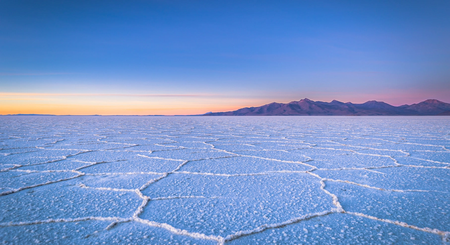 Salar de Uyuni Privado (4 días) en Uyuni Amanecer en Salar de Uyuni