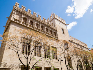 Imagen Free Tour Valencia Imprescindible en Valencia Lonja de la Seda